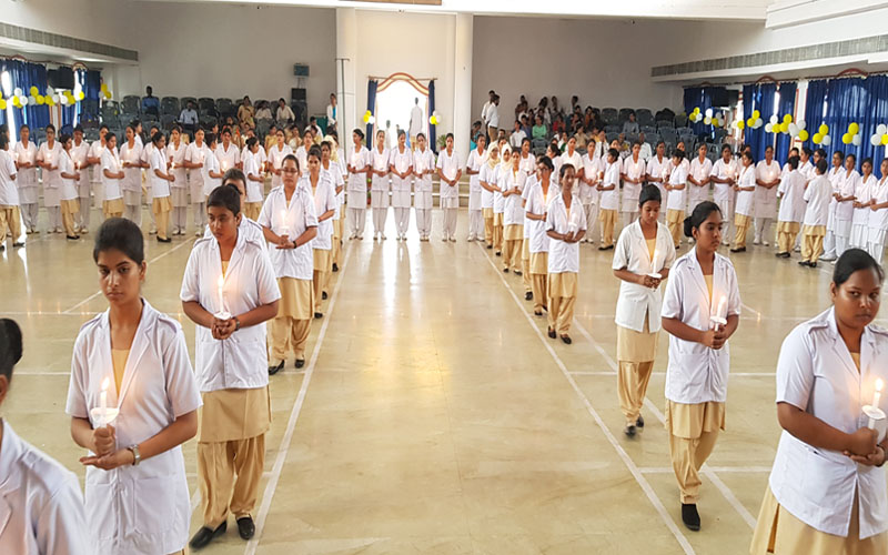 Nurses Lamp Lighting Ceremony